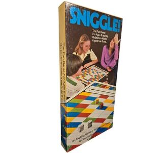 SNIGGLE Vintage Strategy and Chance Board Game 1980 by Amway Rare